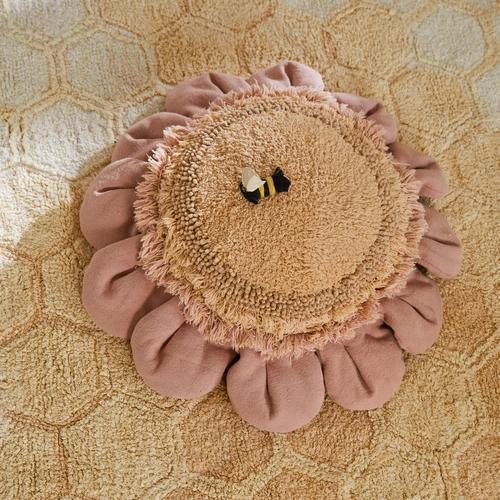 Floor Cushion Pink Daisy