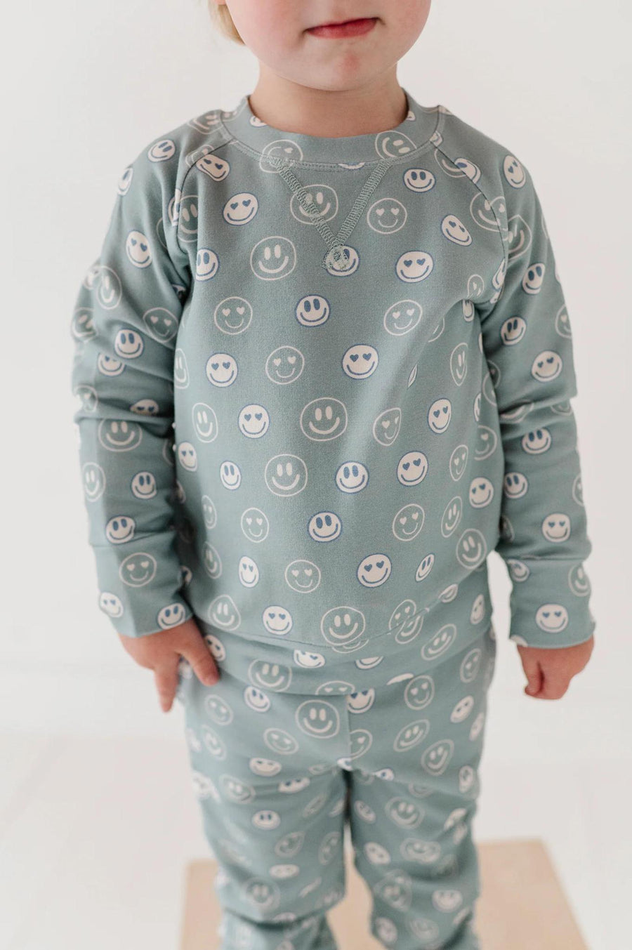 Raglan Sweatshirt - Heart Eyes