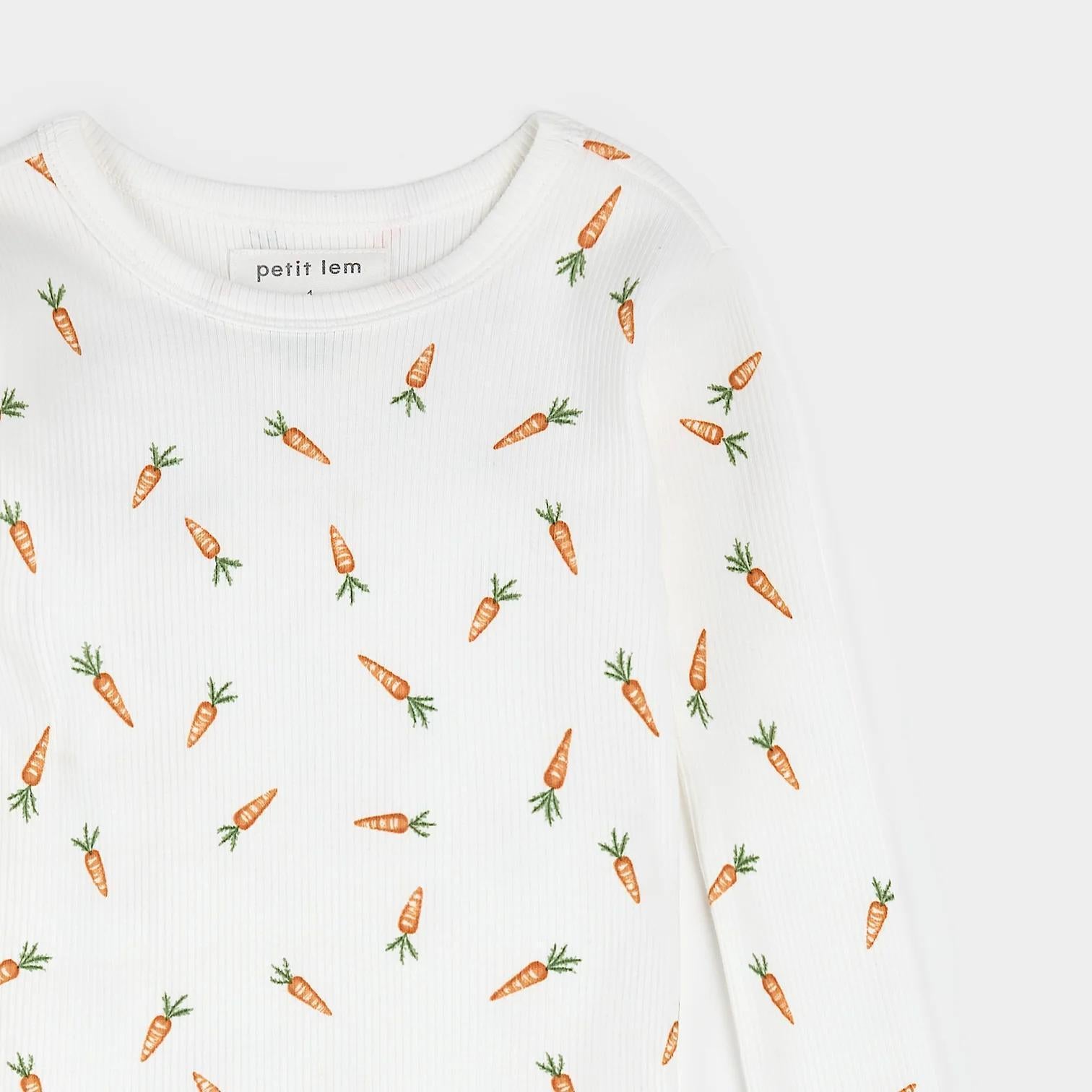 Carrots Print on Off-White PJ Set